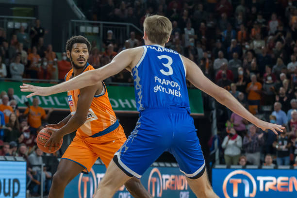 吸引外界目 吸引外界目