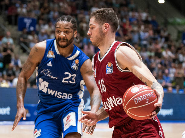 38岁以上 38岁以上